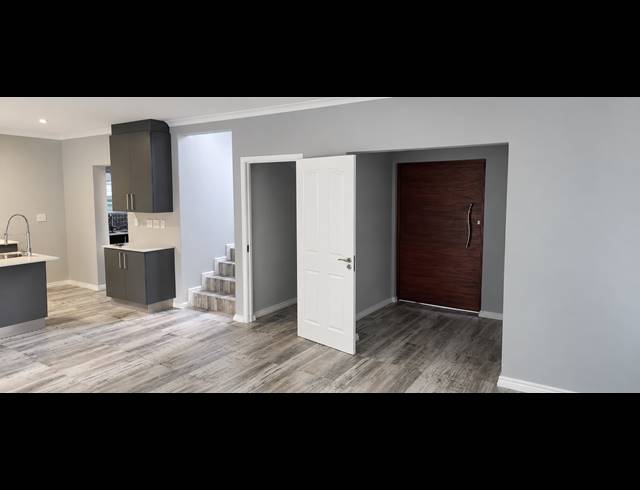 3 BEDROOM HOUSE FOR SALE IN ROUXVILLE